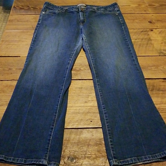 Levi's 545 Low Boot Cut Jeans Size 16 Short - Picture 2 of 2